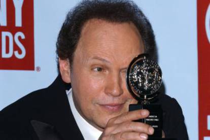 Billy Crystal dodjelu Oscara vodit će deveti put za redom