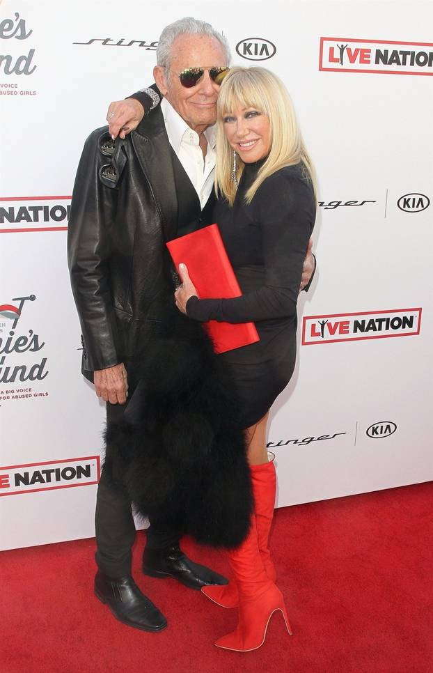 Suzanne Somers dead at 76 **FILE PHOTOS**