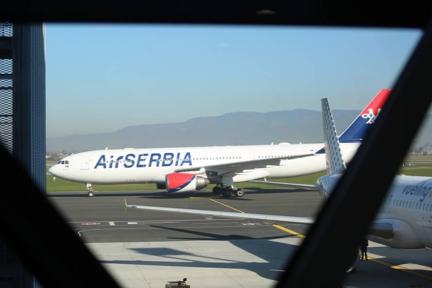 Dan otvorenja: Srbi poslali svoj najveći avion na "Tuđmana"