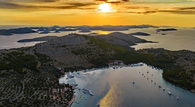 30 najboljih kampova na našim otocima - užitak pod zvijezdama