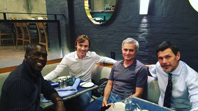 Zvone Boban i Dario Šimić na kavi s Mourinhom i Seedorfom