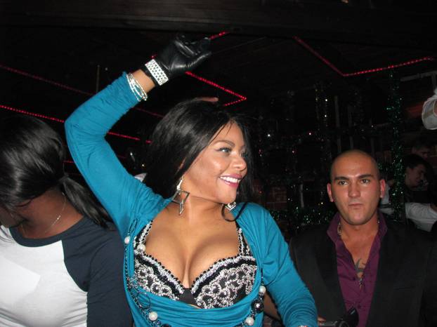 ARHIVA - 2008. Zagreb: Pjeva?ica Lil Kim partijala u narodnja?kom klubu Ludnica