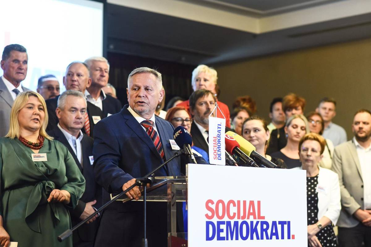 Socijaldemokrati su krenuli u borbu za politički opstanak...