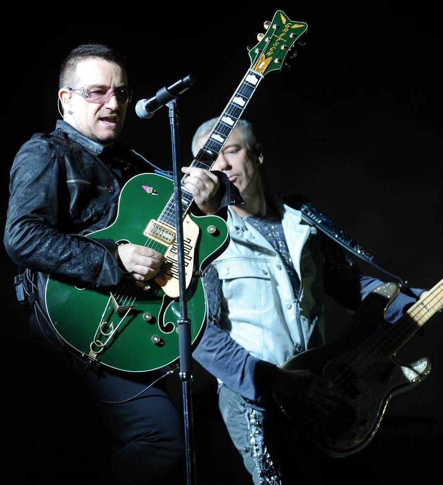 Svijet luduje za Taylor Swift: Prate je milijuni, koncerti su joj rasprodani, a zarada enormna