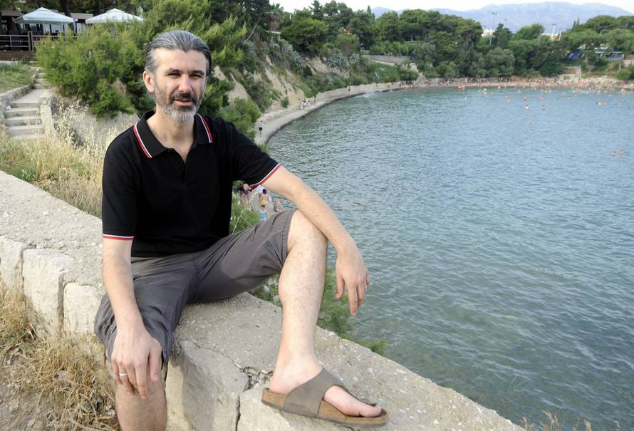 TBF-ov Antić zbunio Splićane: 'Gazio je sobni bicikl na cesti'