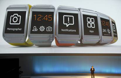 Preduhitrili Apple: Samsung predstavio Galaxy Gear sat