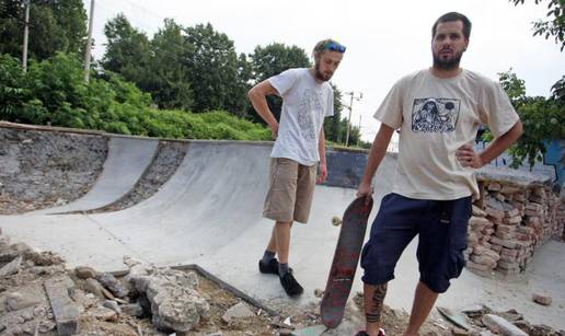 Bandić skaterima: Naći ćemo novo rješenje u roku 3 mjeseca