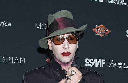 Divljao je u klubu: Marilynu Mansonu zašili uho s 24 šava