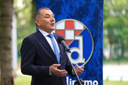 Zagreb: Svečano otkrivena ploča na mjestu osnutka GNK Dinamo