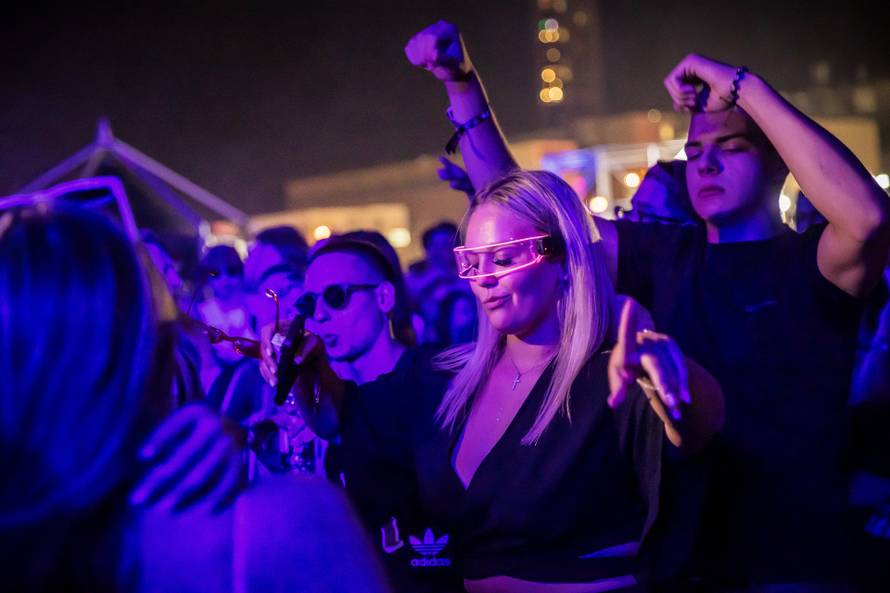 Split - Druga Vecer Atmosfera. 