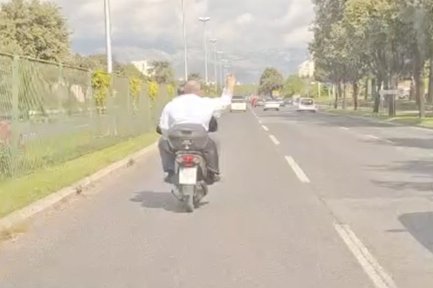 Željko Kerum pozdravlja građane