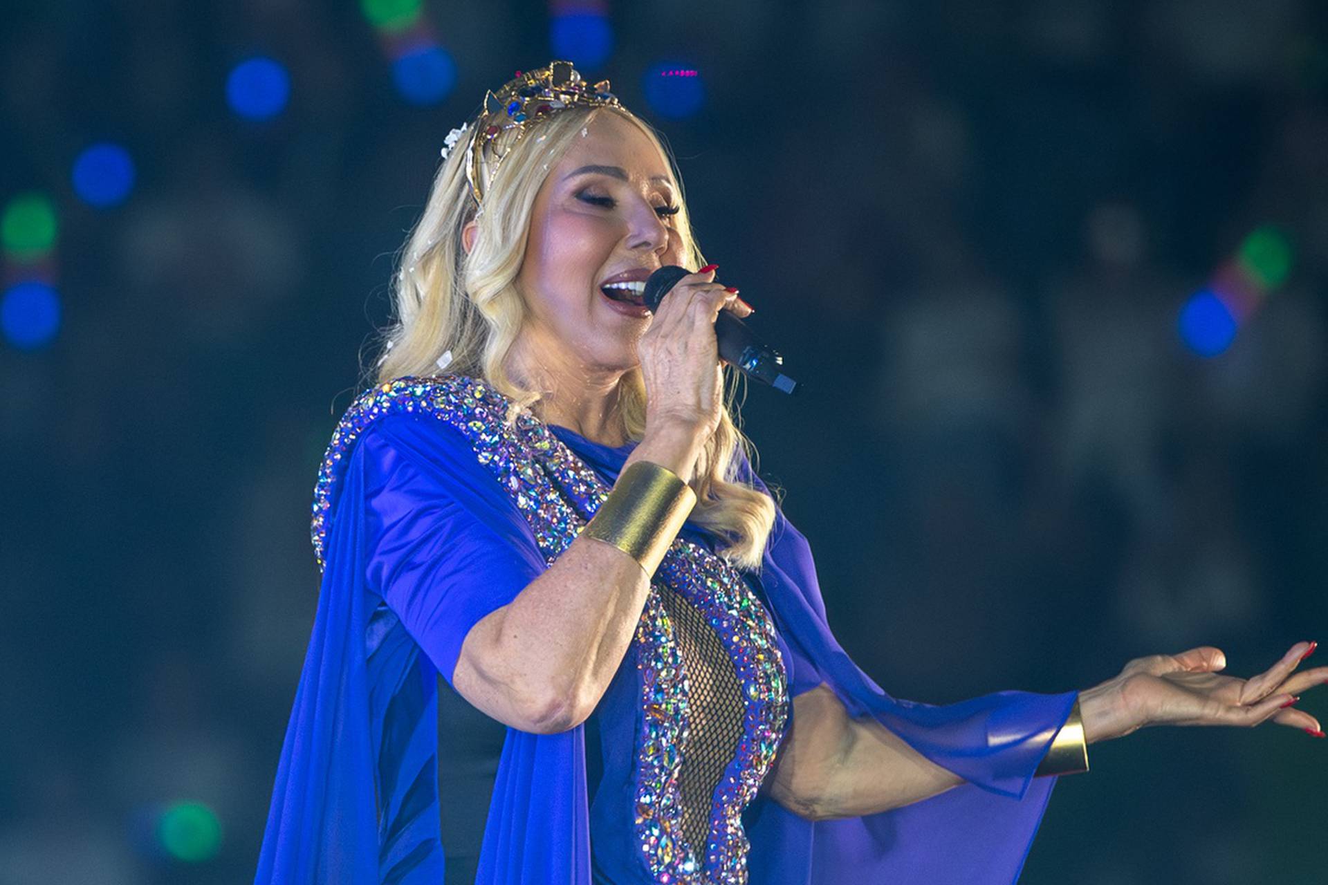 Lepa Brena na svoj je rođendan objavila: 'Svečano otvaramo i peti koncert u Areni Zagreb!'