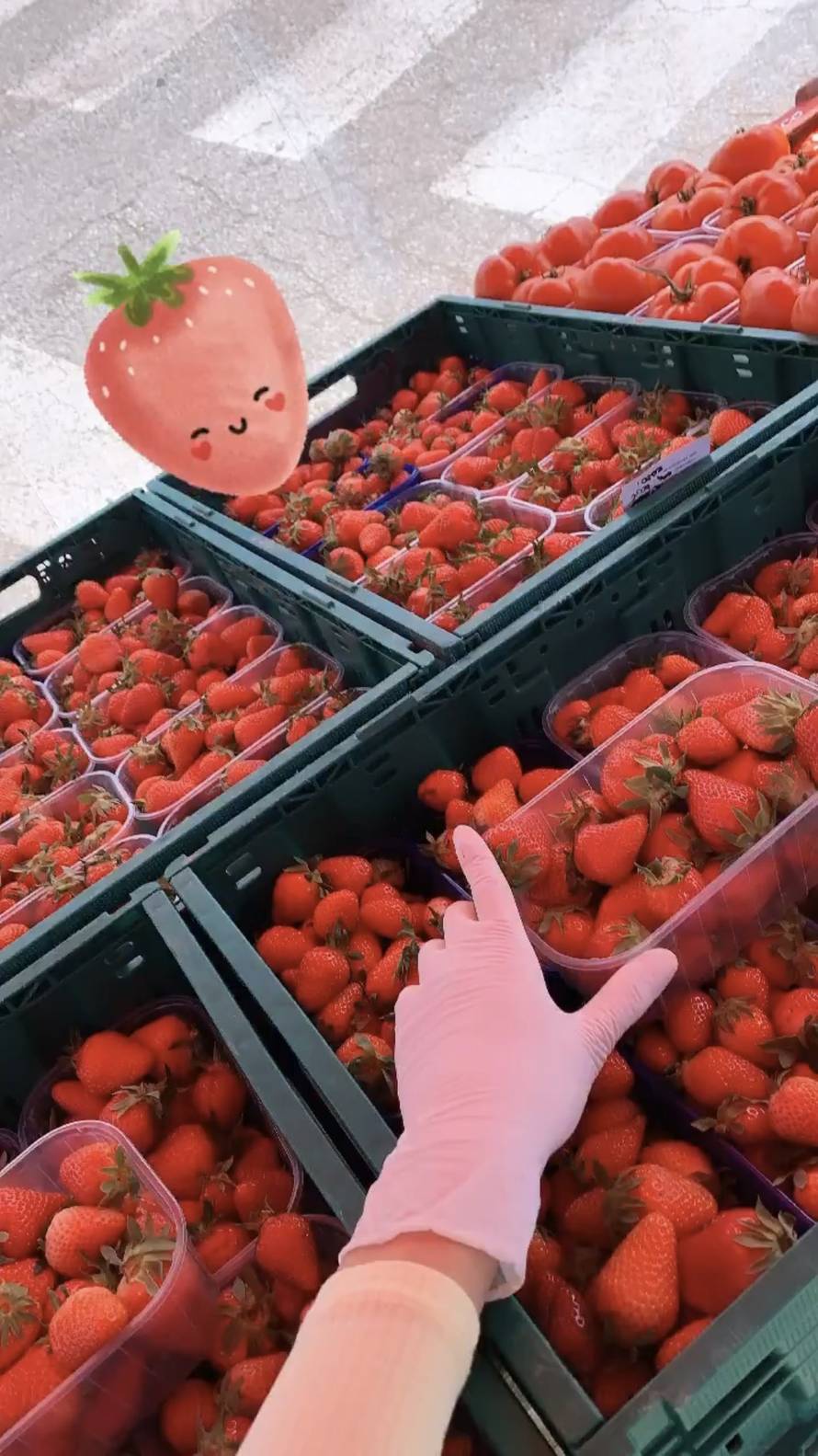 Kristina: Kupci drže razmak i svi strpljivo čekaju moje jagode