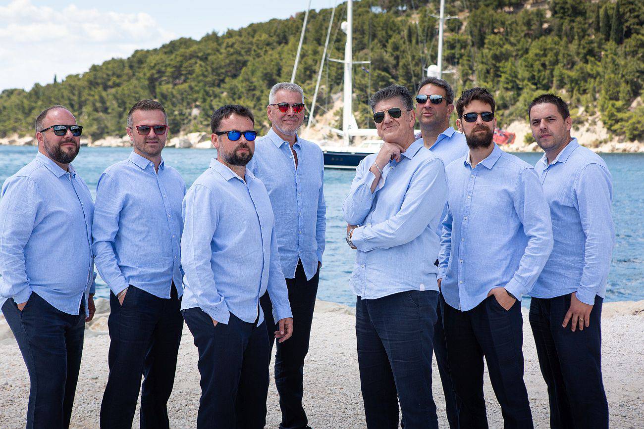 Klapa ima novi hit:  Tko je 'malo maka' u novom spotu Rišpeta?