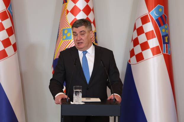 POOL: Milanovi? sve?ano prisegnuo za predsjednika Republike Hrvatske
