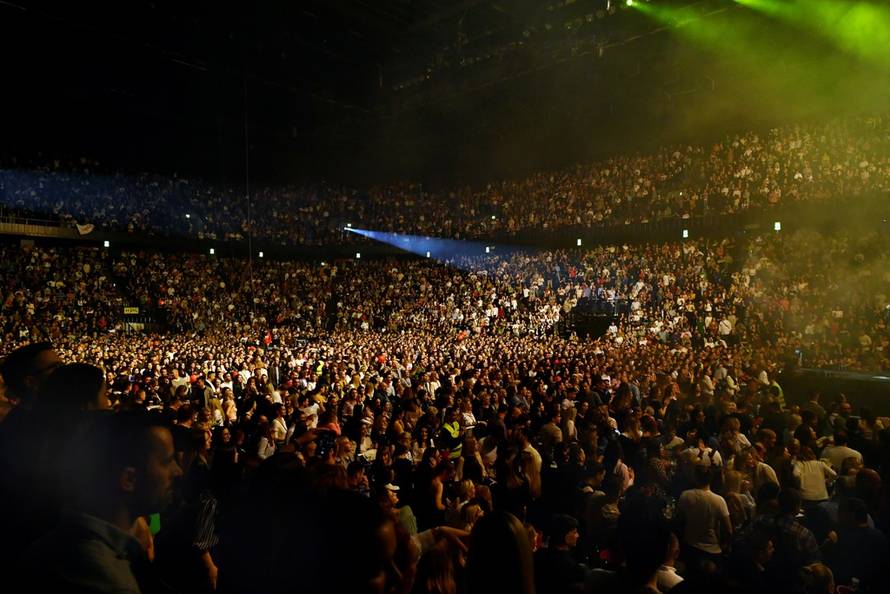 Huljići su s kćeri Hanom bodrili zeta Grašu na koncertu u Splitu: 'Sretan sam, ovo je moj grad!'