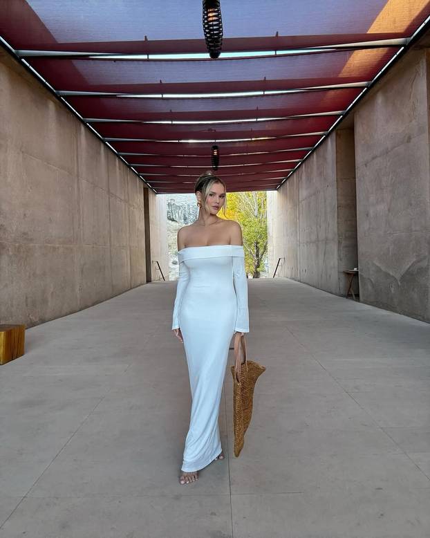 Polugola upala na finale Lige prvaka, dečko joj gazio po autu Sanadera, evo gdje je danas