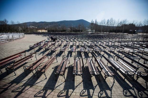 Zbog koronavirusa smanjen je broj hodočasnika u Međugorje