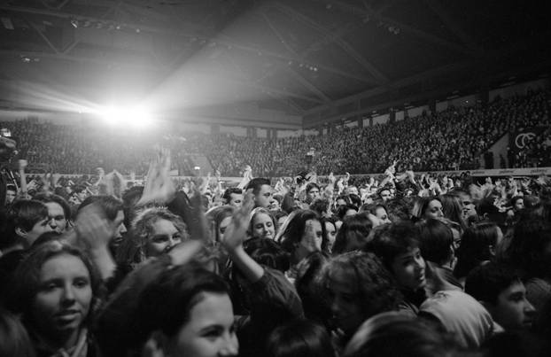 Zagreb: Gazde i gosti održali veliki koncert u Domu sportova, 12.12.1995.