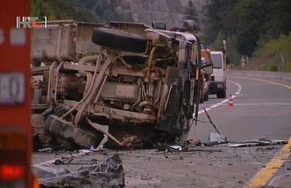 Fužine: Sudar kamiona i  auta, jedan poginuli