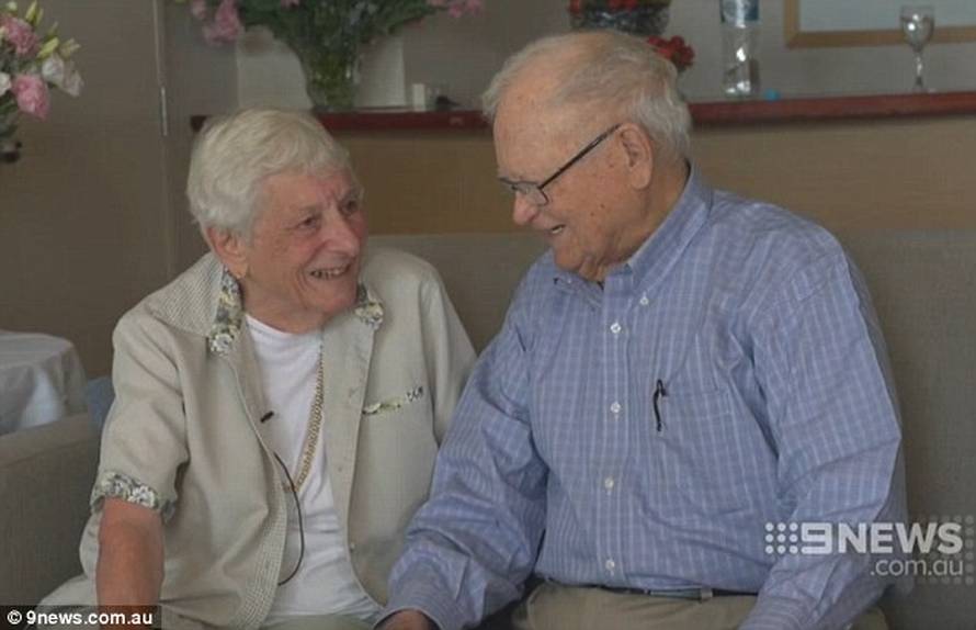 Nakon 70 godina opet zagrlio  svoju veliku ljubav iz mladosti