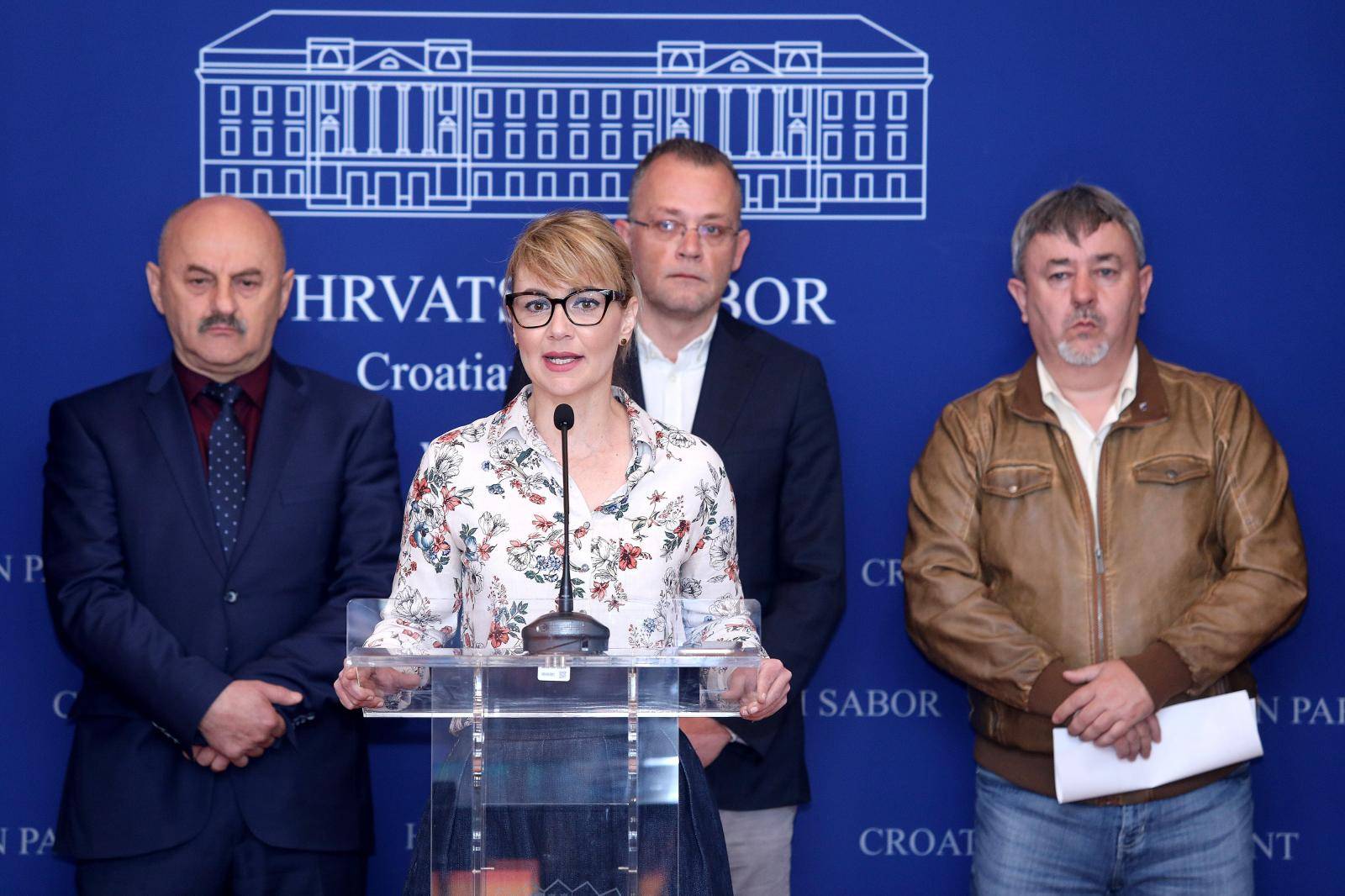 Zagreb: Klub zastupnika Neovisni za Hrvatsku odrÅ¾ali konferenciju za medije