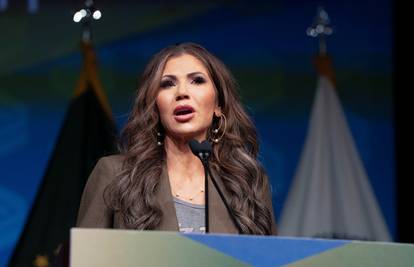 SAD: Ministricu domovinske sigurnosti opljačkao u restoranu