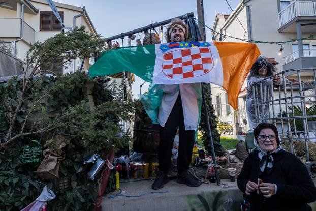 Tito i Ante Pavelić spaljeni kao Krnje u Kaštel Starom