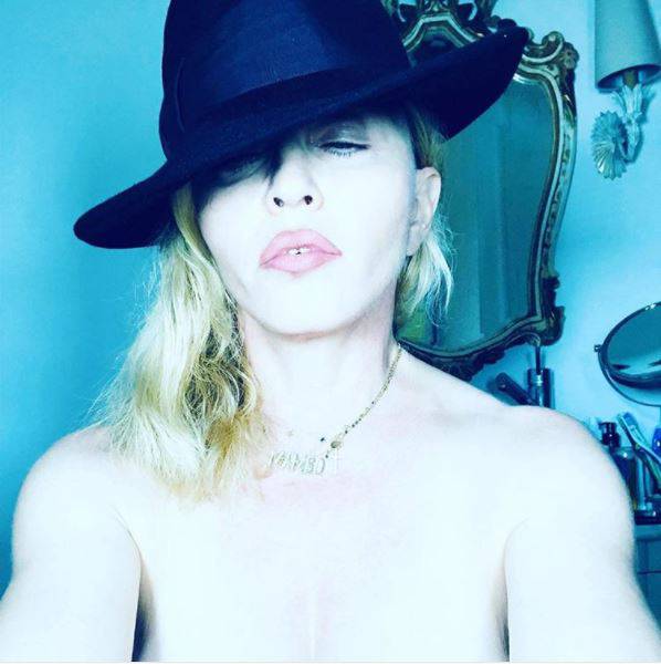 Madonna okinula seksi selfie, a paparazzi je ulovili nespremnu