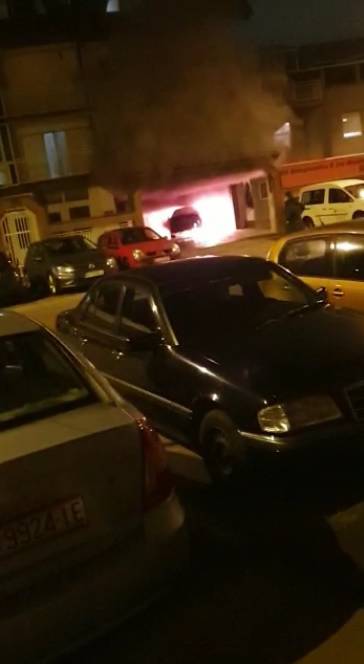 VIDEO Buktinja u Zagrebu: Na Ferenščici izgorio BMW u garaži
