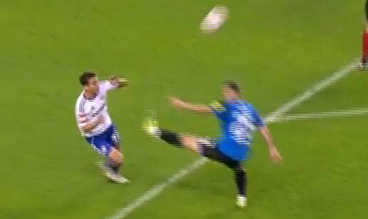 U prosjeku svaki treći Hajdukov suparnik dobije crveni karton! Evo kako ga je dobio Varaždin