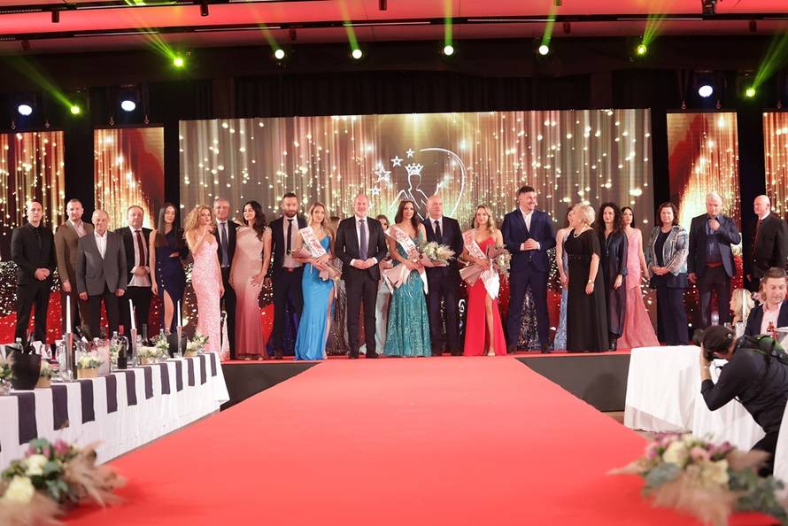 Nova Kraljica Hrvatske je Irena Jakičić, a po prvi puta će izbor za Kraljicu Svijeta biti kod nas