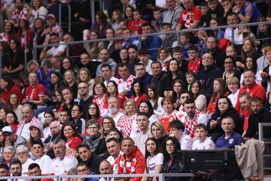 Osijek: Prijateljska utakmica između Hrvatske i Švicarske