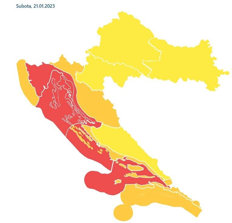 Na snazi je crveni meteoalarm za cijelu obalu. Stiže prava zima