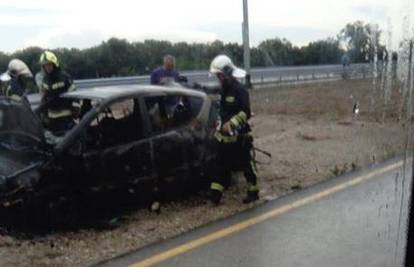 Na Radničkoj cesti u Zagrebu izgorio auto, nema ozlijeđenih