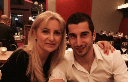 Mkhitarjan objavio fotografiju s mamom, navijači se - 'zaljubili'