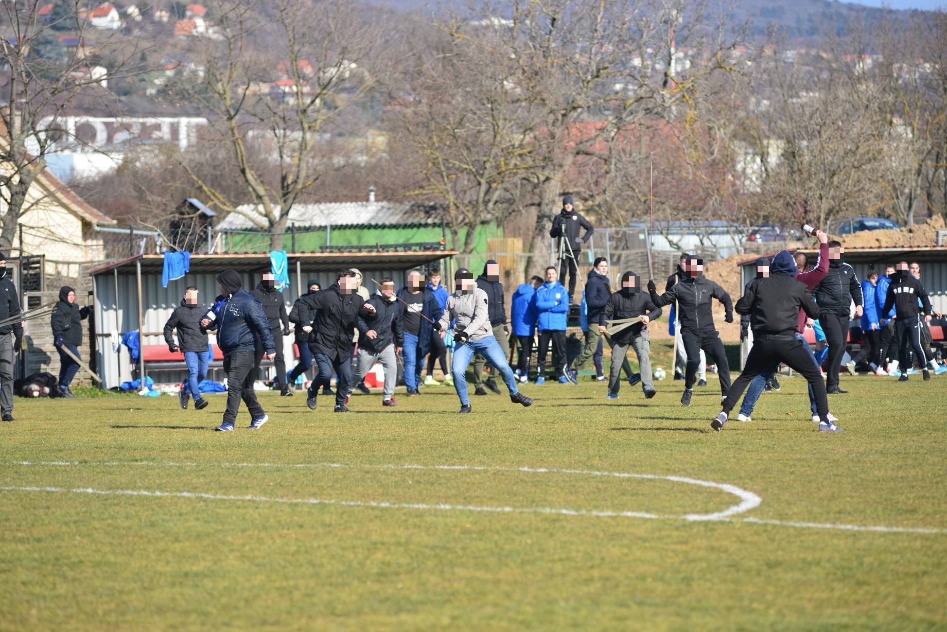 Makljaža: Potukli se huligani Cibalije i Mađari nasred terena