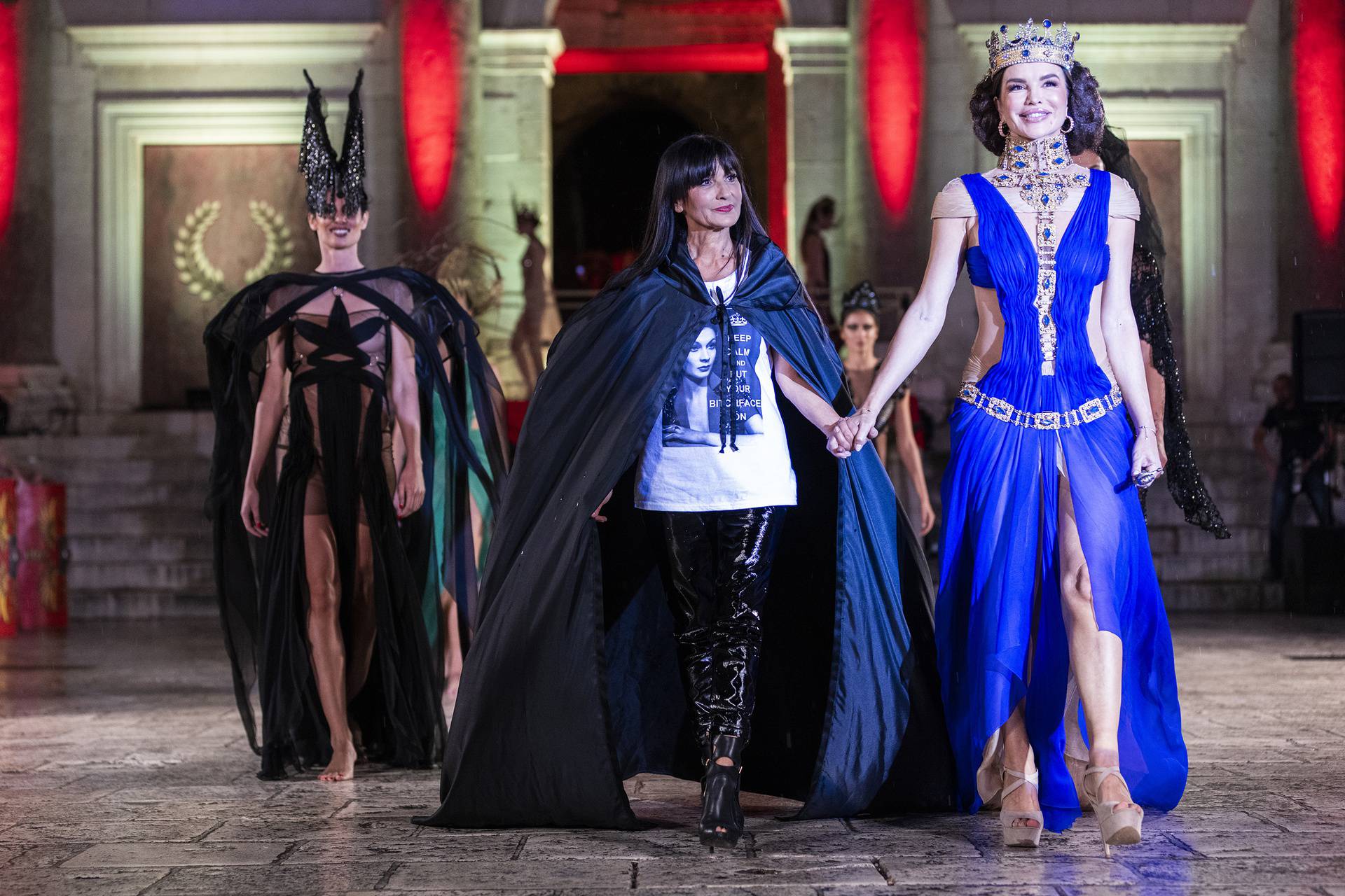 Split: Severina proštela modnom pistom na predstavljanju nove kolekcije Matije Vuice