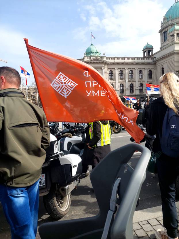 200 slika s masovnog prosvjeda