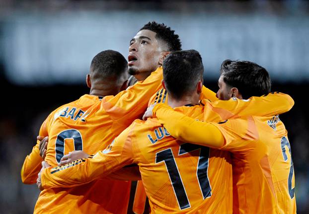 LaLiga - Valencia v Real Madrid