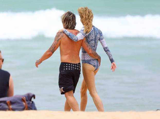 *PREMIUM-EXCLUSIVE* Nicole Kidman her husband Keith Urban and their daughter Faith were spotted enjoying a swim at a Sydney beach **WEB EMBARGO UNTIL 1:20 pm EST on January 5, 2024**