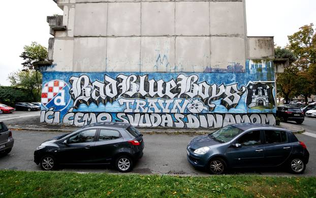 Murali i grafiti Bad Blue Boysa posvećeni Dinamu