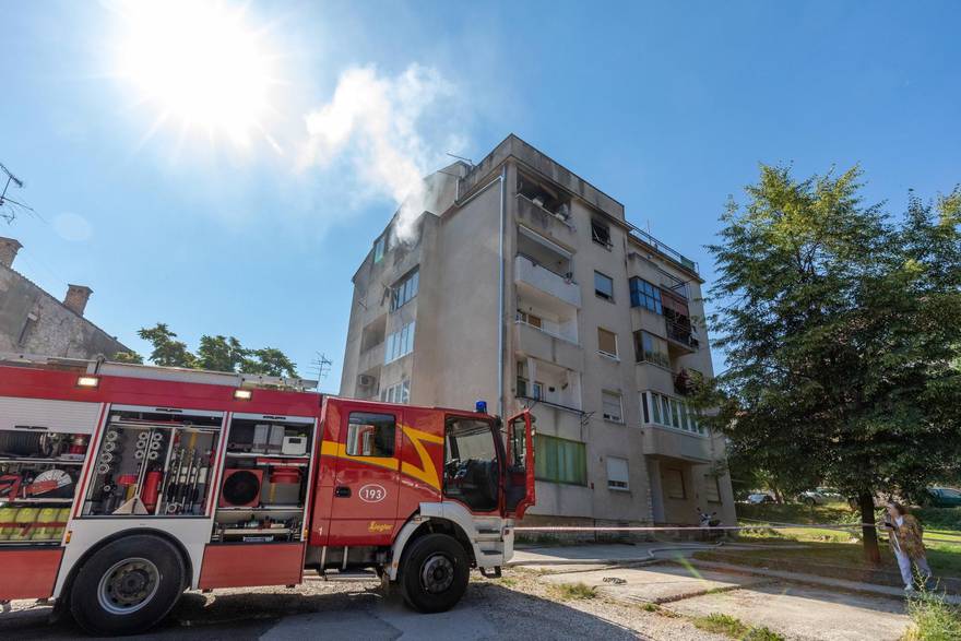 Gašenje požara u Puli