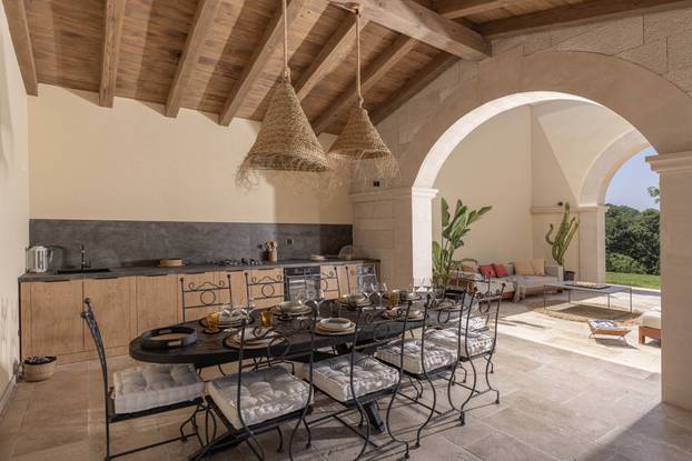 FOTO Španjolska vila LaMaison osvojila Istru: Ovakav dizajn oduševljava svakim pogledom