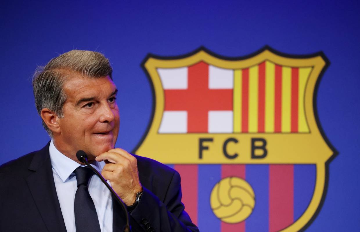 Teški dani za velikana: Barca igračima duguje 389 mil. €