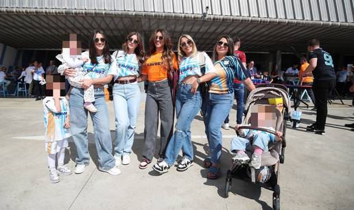 FOTO Armada pripremila 'kolo sreće', supruge igrača pozirale, navijači bez ulaznice na brdu!