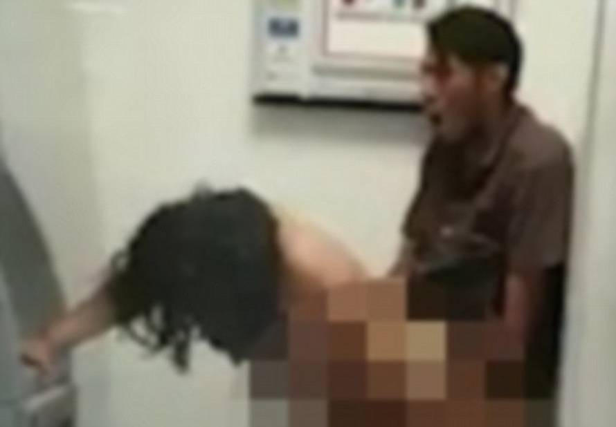 'Požurite se, trebam do novca': Snimili 'akciju'  kod bankomata