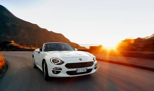 Retro dvosjed: Započni ljeto uz senzacionalni Fiat 124 Spider