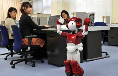 Hitachijev uredski robot prati vas u stopu, zna sve odgovore