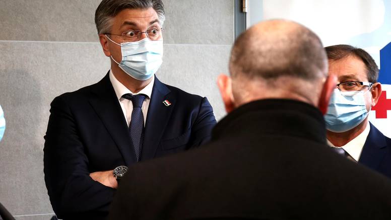 Plenković je posjetio bolnicu u Sisku: S prozora mu vikao 'buu'